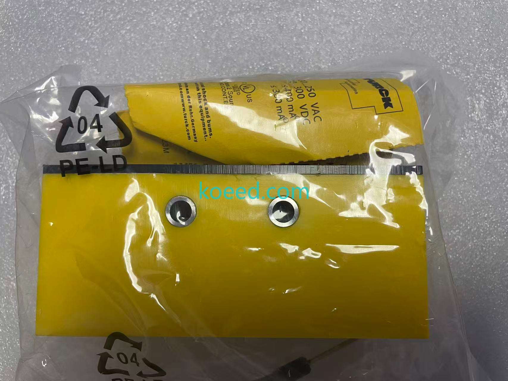 NI30-Q130-ADZ30X2-B1131 42100 - Product View